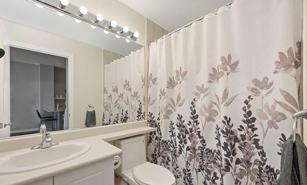 For Lease - 1359 Rathburn Road Unit# 1802, Mississauga, Ontario - Photo 1