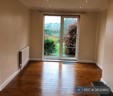 3 bedroom semi-detached house to rent - Photo 1