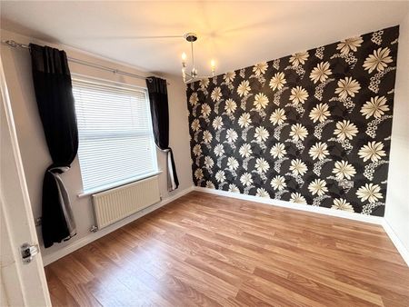 4 bedroom house to rent - Photo 2