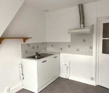 Location Appartement 3 pièces 48m² - Photo 2