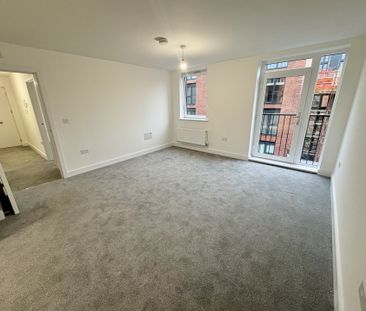 JohnStreet, DERBY - Photo 2