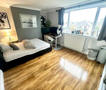 Castle Lane East - Photo 3