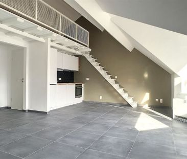 Appartement te huur in Arlon voor € 900 met 1 slaapkamer - Foto 2