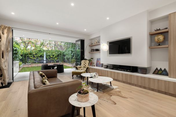 CONTEMPORARY FAMILY CHARM - Photo 1