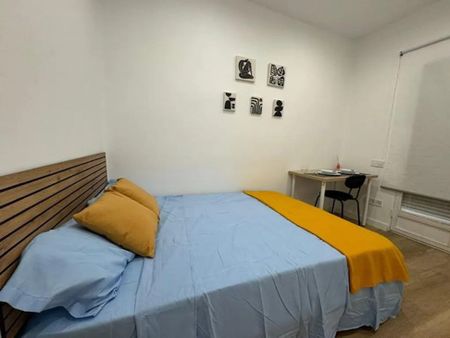 Avenida del Doctor Federico Rubio y Galí, Madrid, Community of Madrid 28039 - Photo 3