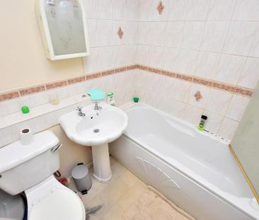 1 bedroom ground floor flat to rent - Photo 5
