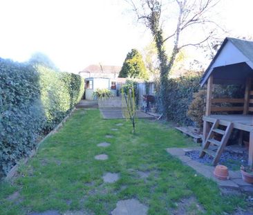 3 bedroom end of terrace house to rent - Photo 3