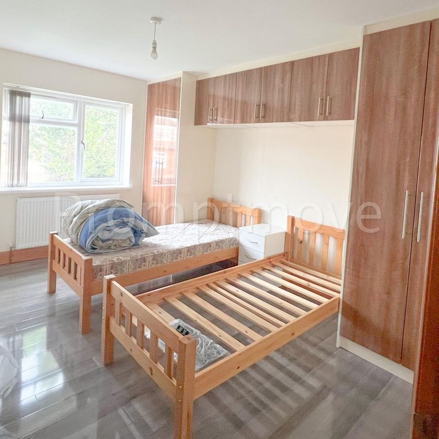 House share to rent - Photo 1