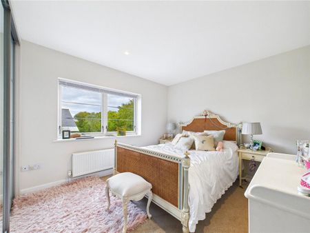 5 bedroom detached house to rent - Photo 5