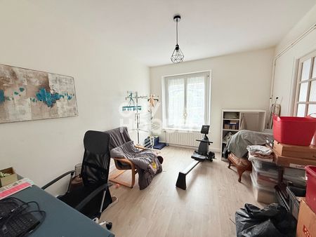 Location Appartement 4 pièces 87m² - Photo 4