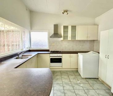 Great location - Photo 4