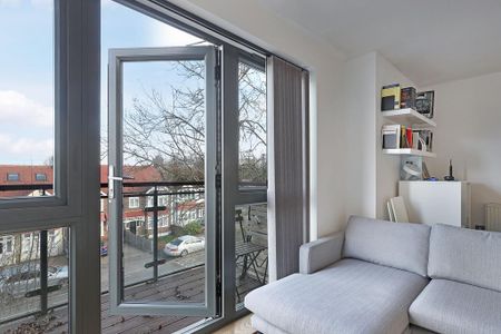 3 bedroom apartment to rent - Photo 5