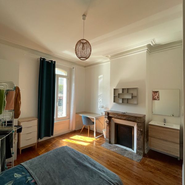 Location Appartement 5 pièces 89m² - Photo 1