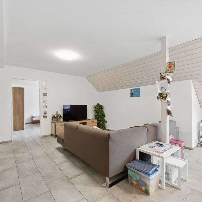 MODERNE 4.5 ZIMMER-WOHNUNG IN STÜSSLINGEN - Photo 1