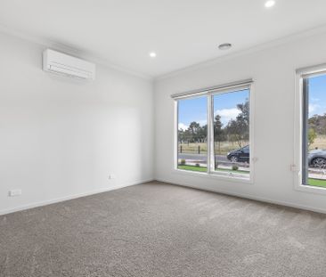 4-Bedroom Family Home in the Highly Sought-After Rosenthal Estate - Photo 4