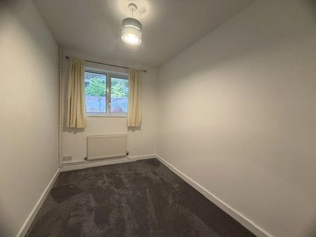 3 bedroom house to rent Vinebank, Southampton, Hampshire, SO18 - Photo 2