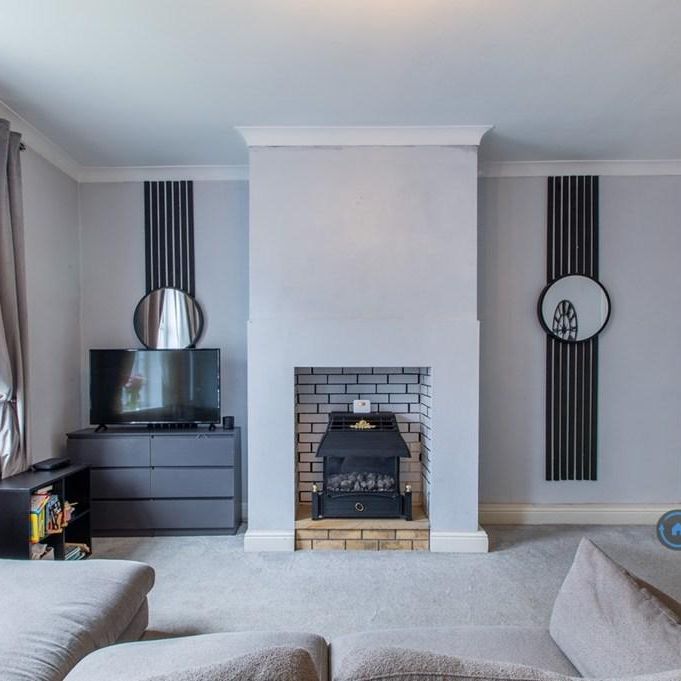 2 bedroom terraced house to rent - Photo 1