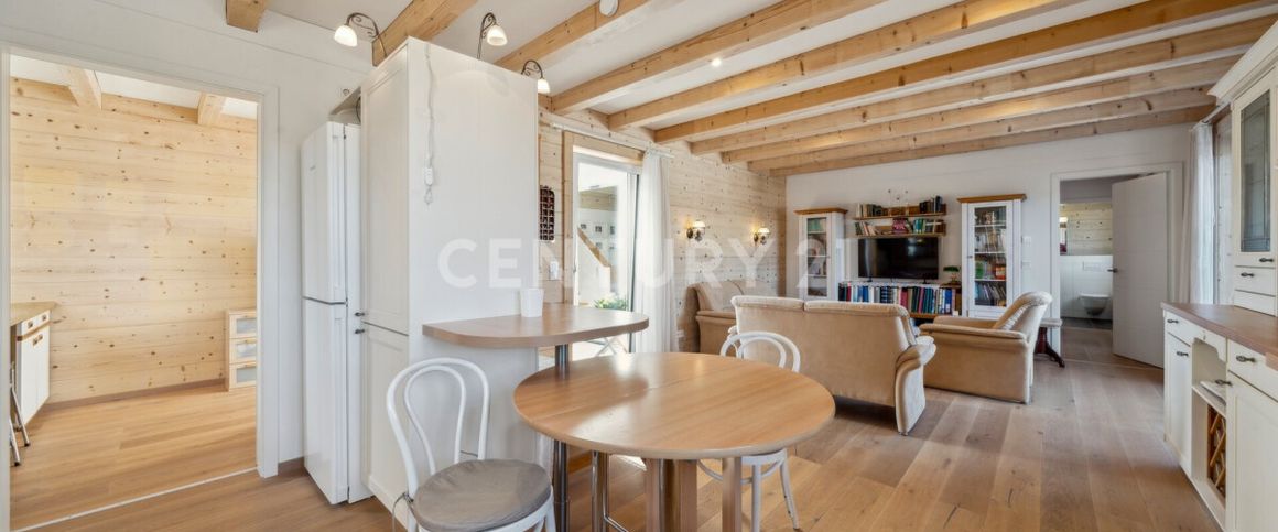 Moderne 2-Zimmer-Einliegerwohnung mit Balkon und Stellplatz - Foto 1