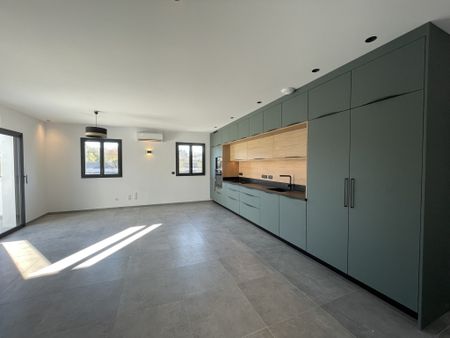 Location Appartement 4 pièces 88m² UHART CIZE 64220 - Photo 3
