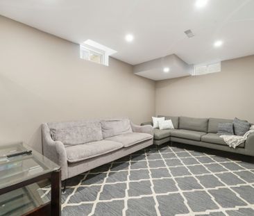 For Lease - 1209 Mary Lou Street, Innisfil, Ontario - Photo 2