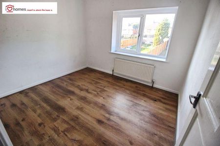 2 bedroom semi-detached house to rent - Photo 2