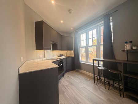 1 bedroom flat to rent - Photo 5