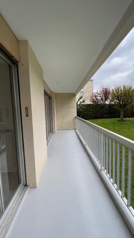 Location Appartement 3 pièces 74m² - Photo 5
