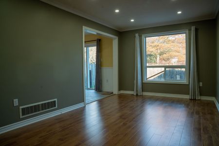 For Lease - 99 Kilgannon Avenue, Clarington, Ontario - Photo 3