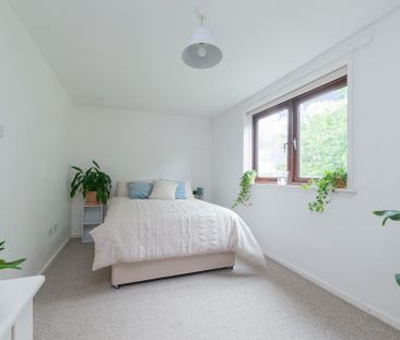 3 bedroom townhouse to rent - Photo 4