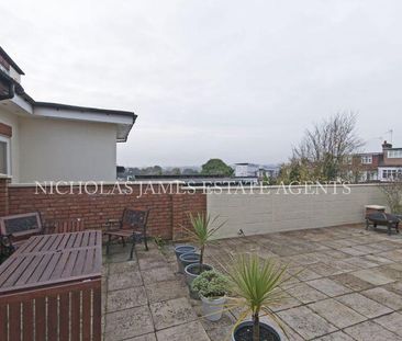 4 bedroom semi-detached house to rent - Photo 6