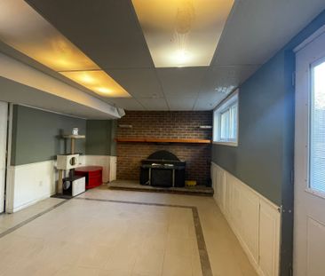 For Lease - 8159 Niven Street, Niagara Falls, Ontario - Photo 5