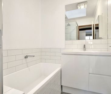 Prime North Essendon Two-Bedroom Unit - Photo 4