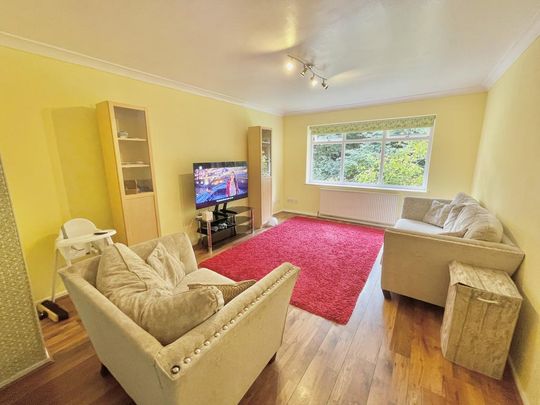 2 bedroom flat to rent - Photo 1