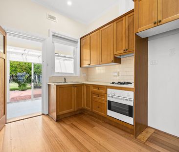 Period Charm with Modern Comforts - Photo 5