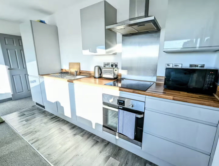 1 bedroom flat to rent - Photo 2