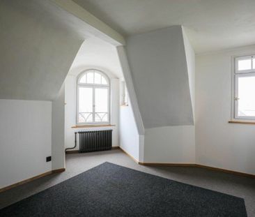 Dachwohnung mit Charakter in Jugendstilvilla / 9500 Wil SG - Photo 3