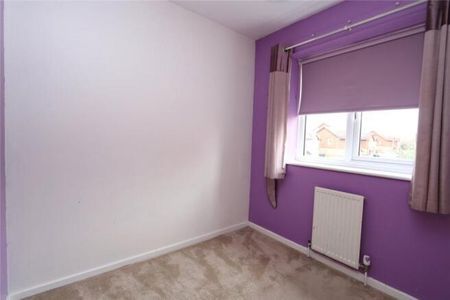 3 bedroom end of terrace house to rent - Photo 2