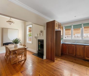 Charming, Flexible and Perfectly Positioned - Photo 5