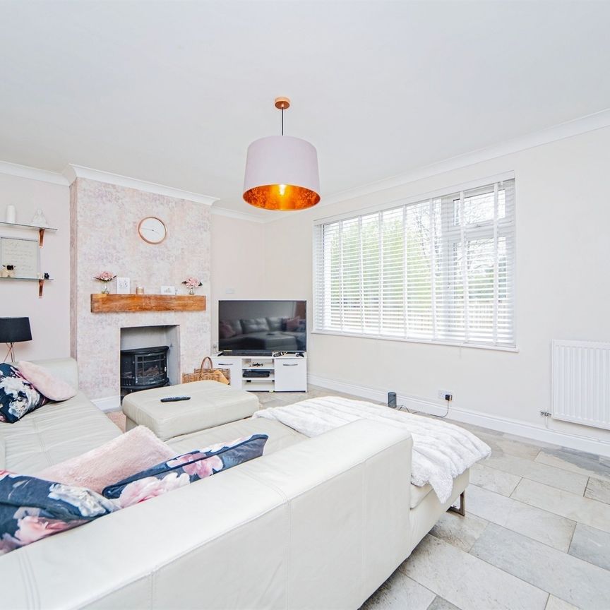 Liquid error: internal, Cardiff - Photo 1