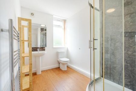 5 bedroom house to rent - Photo 4