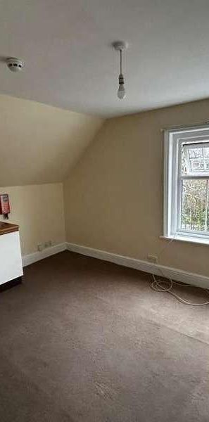 Cefnllys Lane, Llandrindod Wells, LD1 - Photo 1