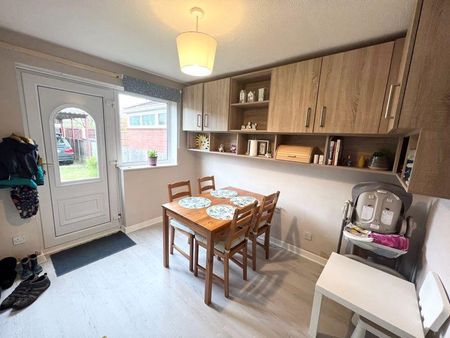 3 bedroom house to rent - Photo 2