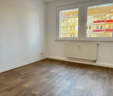 Wohnen am Lindentempel: Sanierte 3-Raum-Wohnung mit Balkon - Foto 2