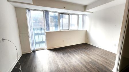 For Lease - 115 Blue Jays Way Unit# 805, Toronto, Ontario - Photo 2