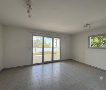 Location Appartement 3 pièces 76m² BOURG LES VALENCE 26500 - Photo 1