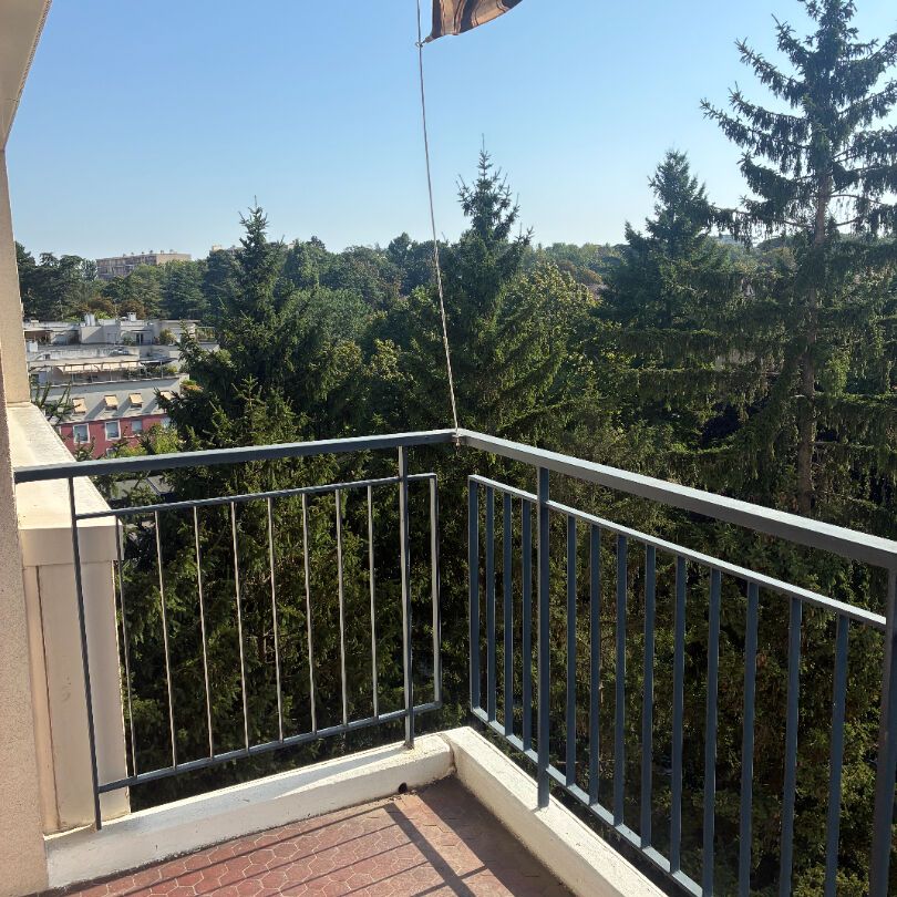 Appartement SAINTE FOY LES LYON 3 Pièces 64.3 m² - Photo 1