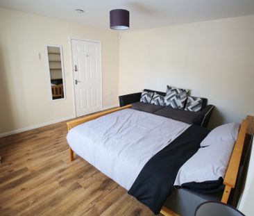 5 Exley Square, Lincoln, Lincolnshire, LN2 4WP, - Photo 1