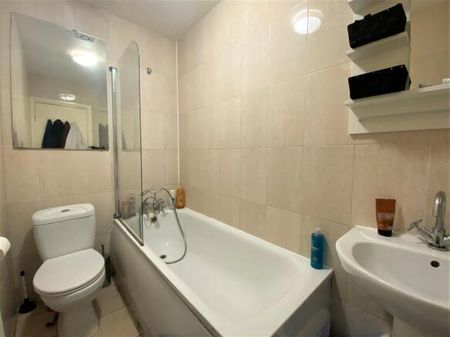 Hereward Road - Photo 4