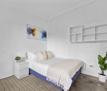 Kensington - Photo 3