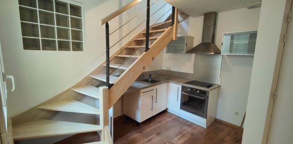 Location Appartement 1 pièce 40m² AIRE SUR L ADOUR 40800 - Photo 2